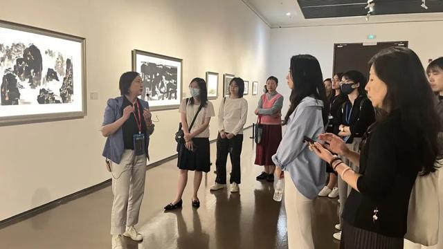 第十四届全国美展油画作品展，实验艺术、数字艺术与动画作品展公益导赏来啦！