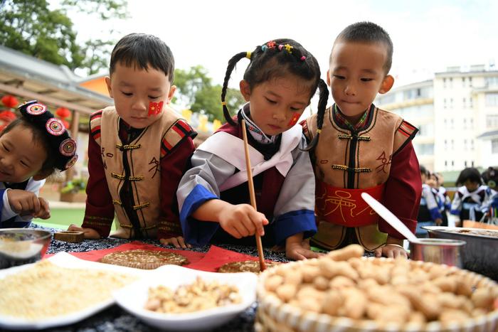 老照片，牵出这所幼儿园30年的今与昔