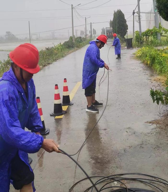 以“迅”应“汛”保通信！温州移动坚守防抗台风最前线