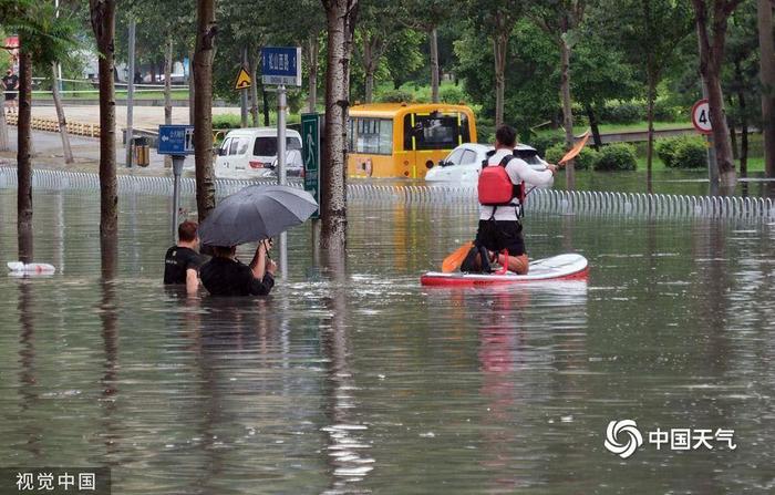 55个站点出现特大暴雨 距离千里之外的这场暴雨竟也与台风“格美”有关？