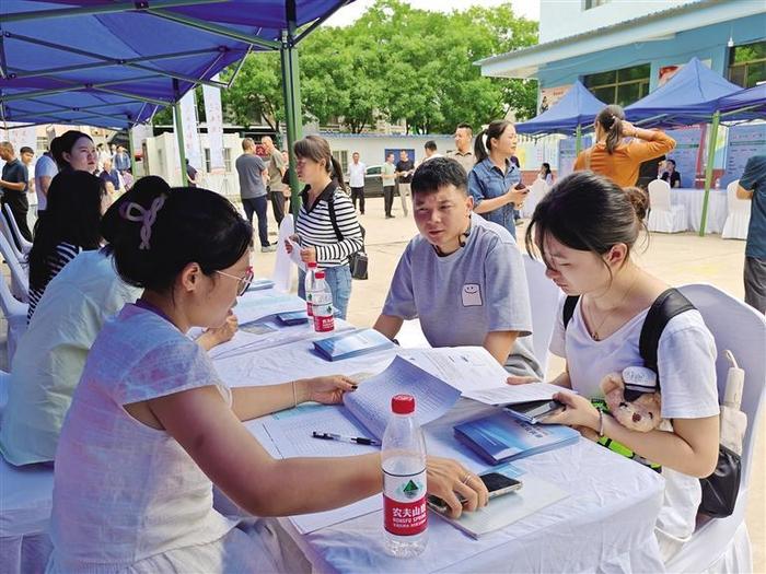 退役军人就业专场招聘活动启动