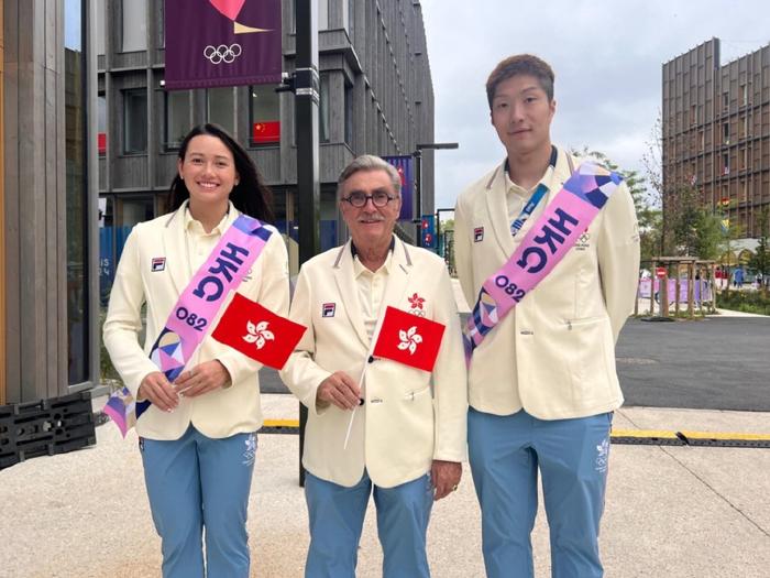 香港“剑神”“飞鱼”奥运持旗，霍启刚呼吁撑港队丨香港一日