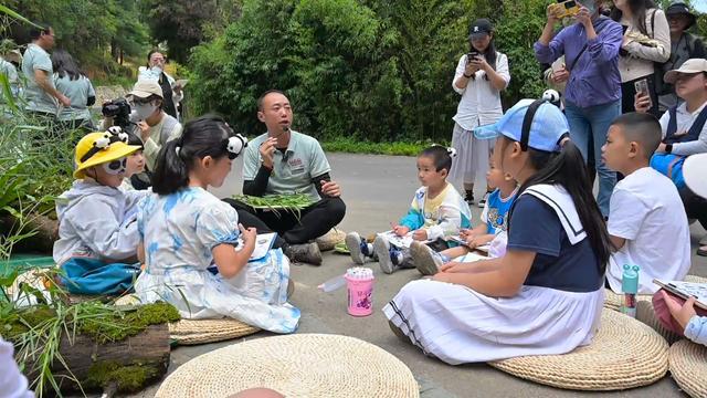 四川出生云南长大：大熊猫“毛竹”10岁了