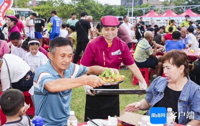 组图丨千人村宴！海南“村VA”东阁站解锁新玩法