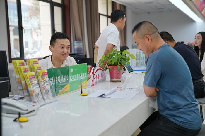 甘肃成县：营商环境优化助力经济高质量发展