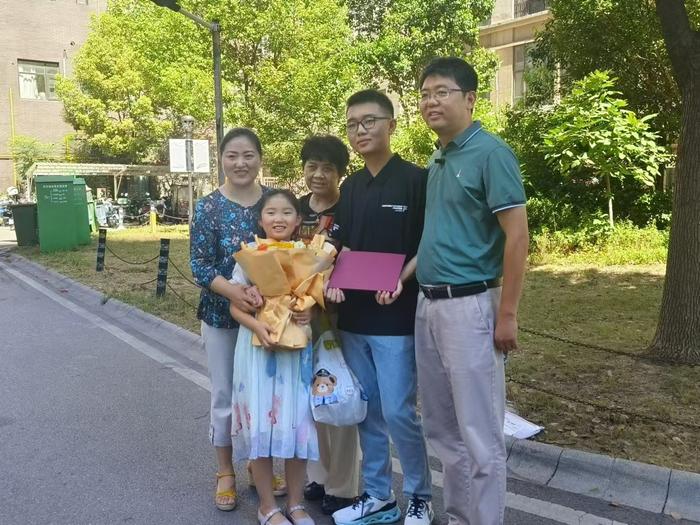 喜报！清华大学录取通知书送达蚌埠......