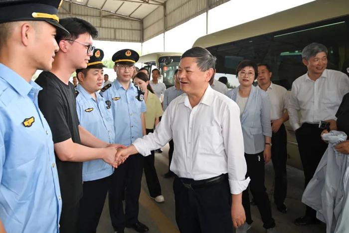 生态环境部部长黄润秋赴河北省调研大气污染防治工作并慰问监督帮扶工作组