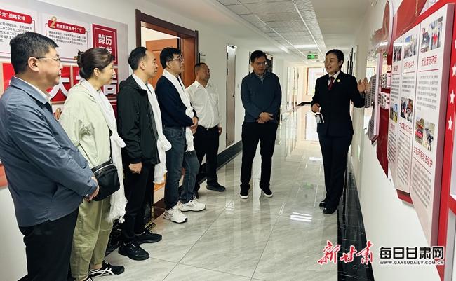 山海同心  共谋发展——天津市南开区法院赴夏河法院调研对口援助工作