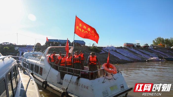 一如来时路①|洞庭湖一线的“迷彩大堤”