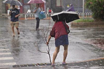 7月30日北京迎入汛最强一轮降雨天气 预计全市大部分地区降雨量超100毫米