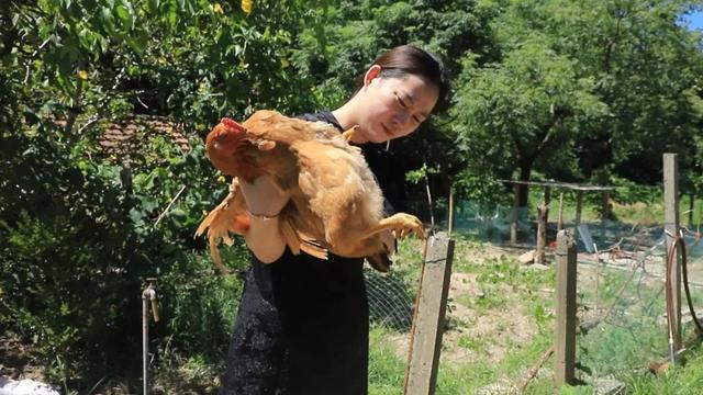 崇明村干部在“朋友圈”卖货，为啥收获一致好评？