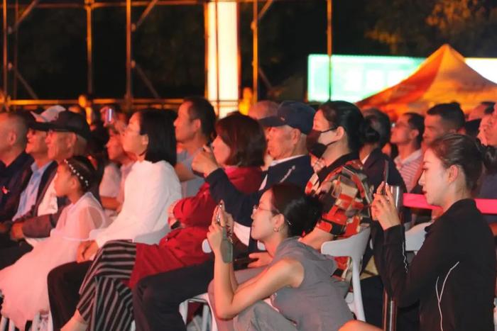 “遗风古道·烟火定西”夏季综艺晚会热闹开演