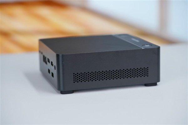 高性能AI Mini PC！铭凡UH125 Pro迷你主机图赏