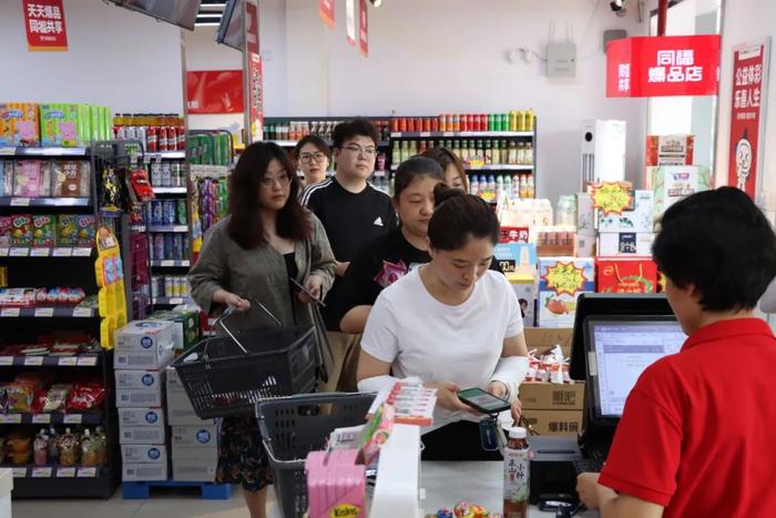 十万终端齐聚线上，同福共享平台千商万店直播订货会未开先爆！