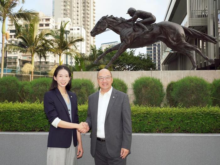 港媒：中国香港奥运冠军江旻憓将加入香港赛马会，任职对外事务助理经理