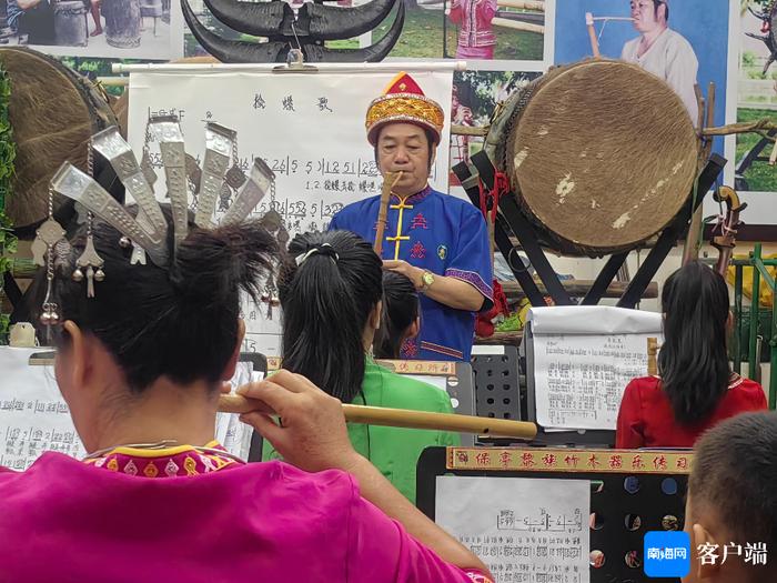 非遗在海南丨国家级黎族竹木器乐代表性传承人黄照安：期待民乐班登上世界舞台