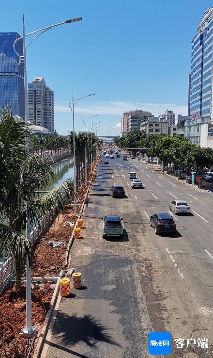 海口龙昆沟项目河道两岸道路基本恢复，车辆已开始在新路面通行