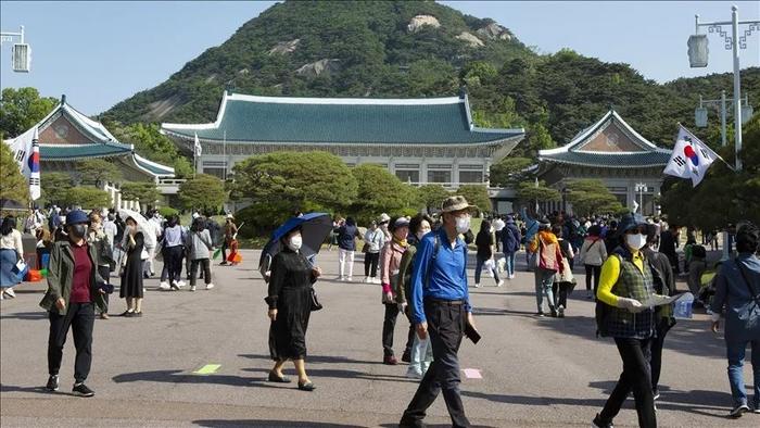 一种“诅咒”蔓延，越来越多韩国男人自杀