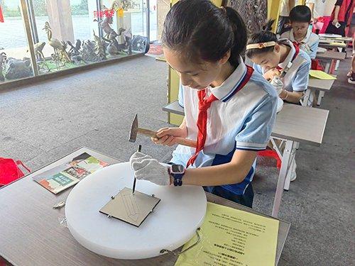 绍兴塔山小学：感受非遗魅力 弘扬传统文化