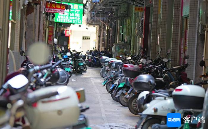 雷公马文明红黑榜丨轻则影响出行、重则有火灾风险 电动自行车违规停放隐患多