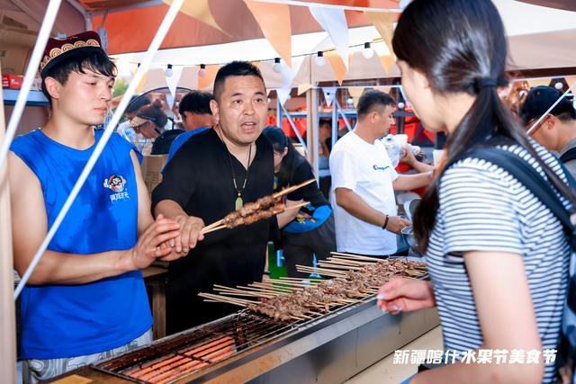 你说，新疆太美了！盒马说，新疆太好吃了……