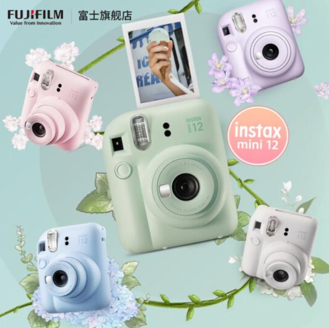 福州海关查获富士 instax mini 12 拍立得相机 60 台，国内售价 659 元