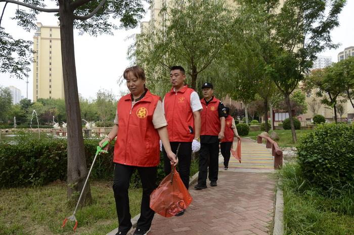 泰达物业：开展“白手套”行动      用心服务美好生活