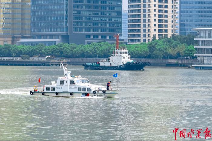 “迎进博 强应急 保安全”黄浦江核心区服务保障水岸大客流综合应急演练成功举行