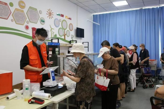 朝阳区东湖街道将养老助餐服务升级为社区食堂