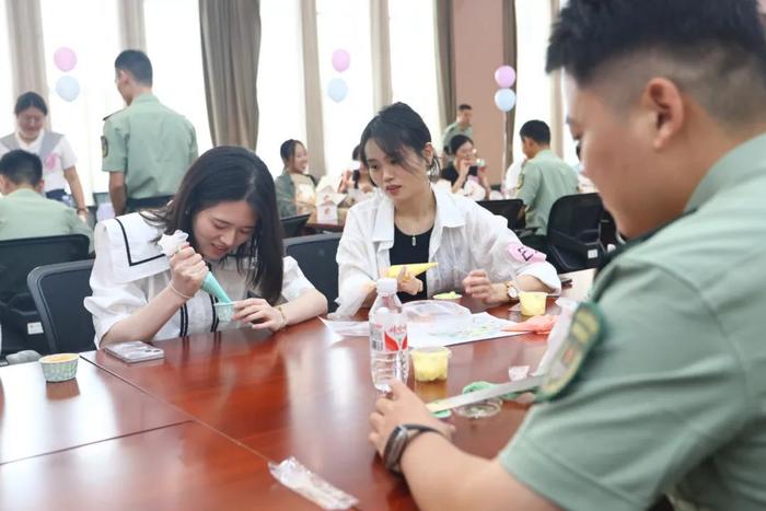 军地联谊会来袭，超甜超浪漫！真让人羡慕~