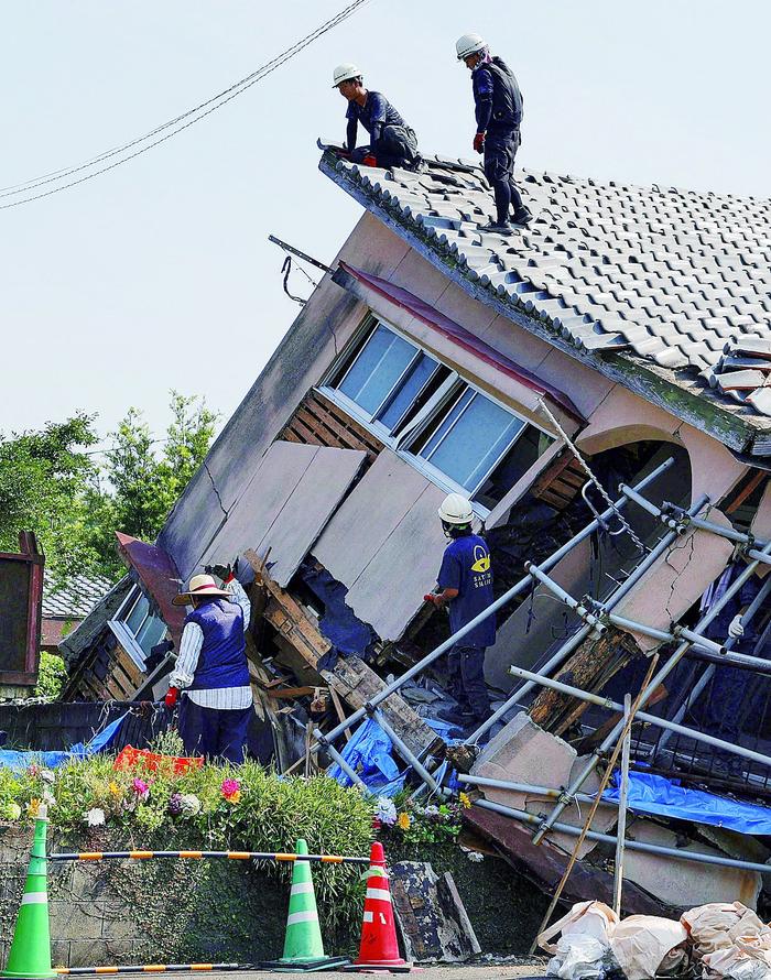 日本发布史上首个 “特大地震预警”