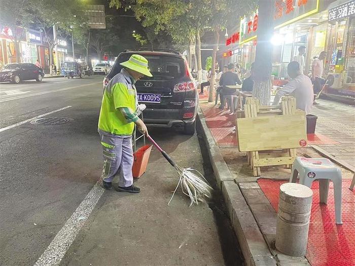 市城管委：保障加管理 服务“夜经济”