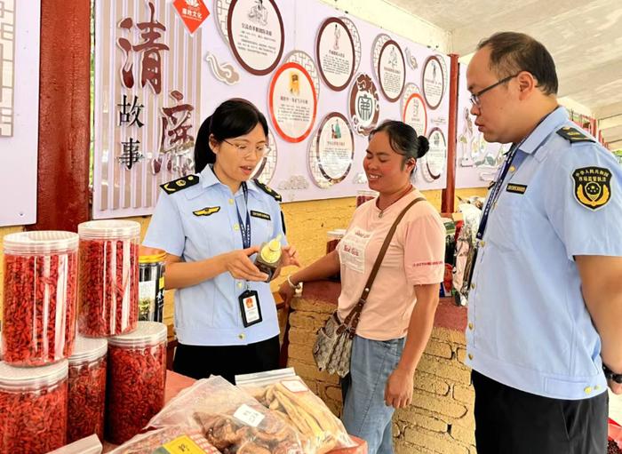 广西来宾市食安办、来宾市市场监管局发布自制药酒食品安全风险提示