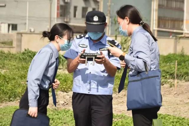 市检察院与市生态环境局联合召开新闻发布会 首次发布生态环境和资源保护领域公益诉讼检察白皮书