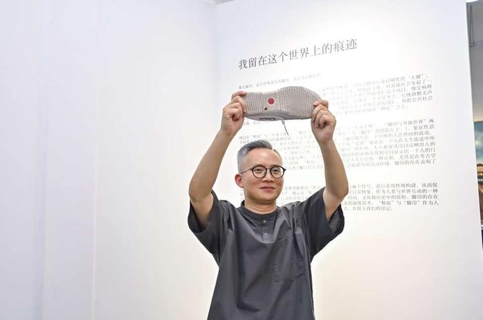 一场关于“鞋底”的哲学对话 M50这场展览从鞋探寻人类生活