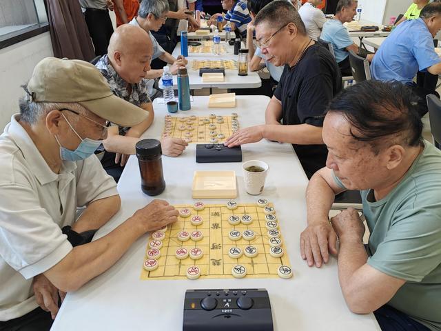 “楚汉”博弈，“棋”乐无穷！这场社区象棋友谊赛燃情夏日