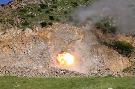 燃！爆！塞北草原多火器实弹射击