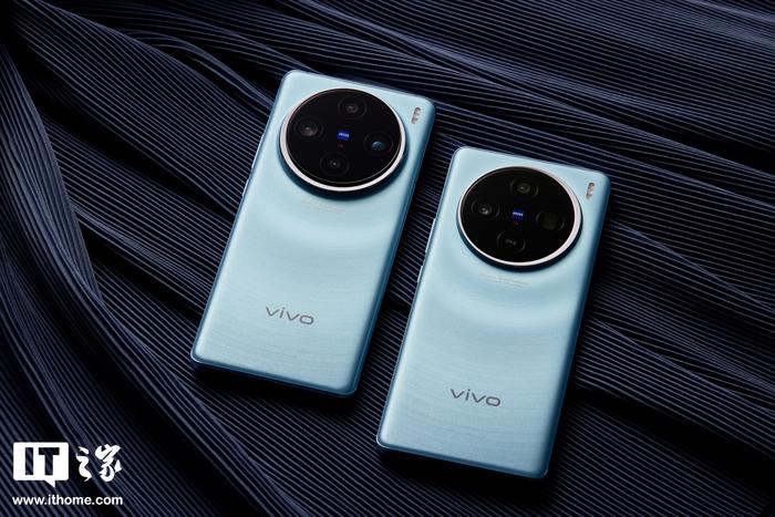 “直角中框方案神秘新机”渲染图曝光，有望为 vivo X200 系列手机