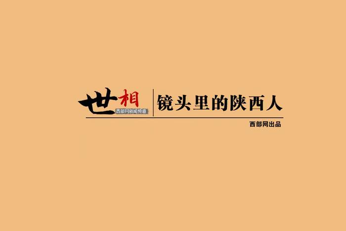 坚持33年给外国游客讲解兵马俑 西安一导游“陕味儿英语”火了