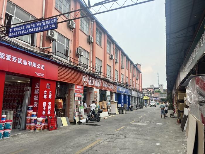 踏入建材市场、物流园区，能否让人感觉“在上海” |郊区精细化治理②