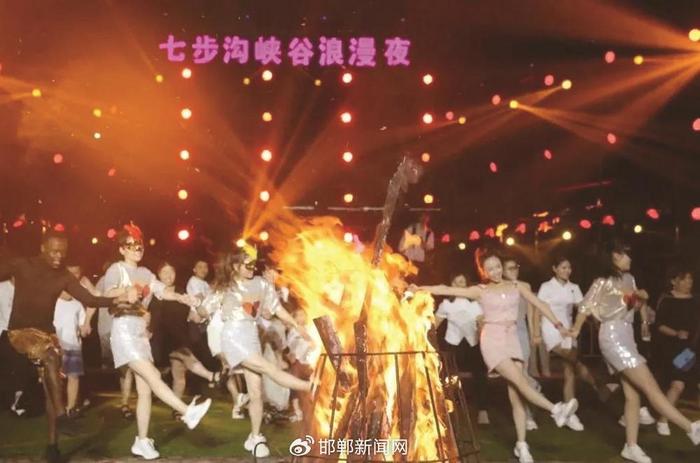 美在邯郸丨武安“夜经济”激发夏日消费新动能