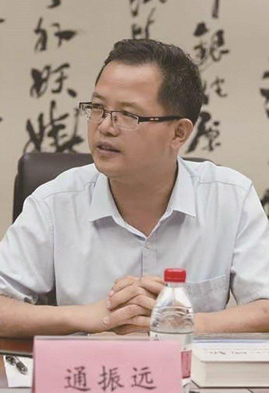 承载新型城镇化发展重任中国小城镇为经济高质量发展插上腾飞翅膀