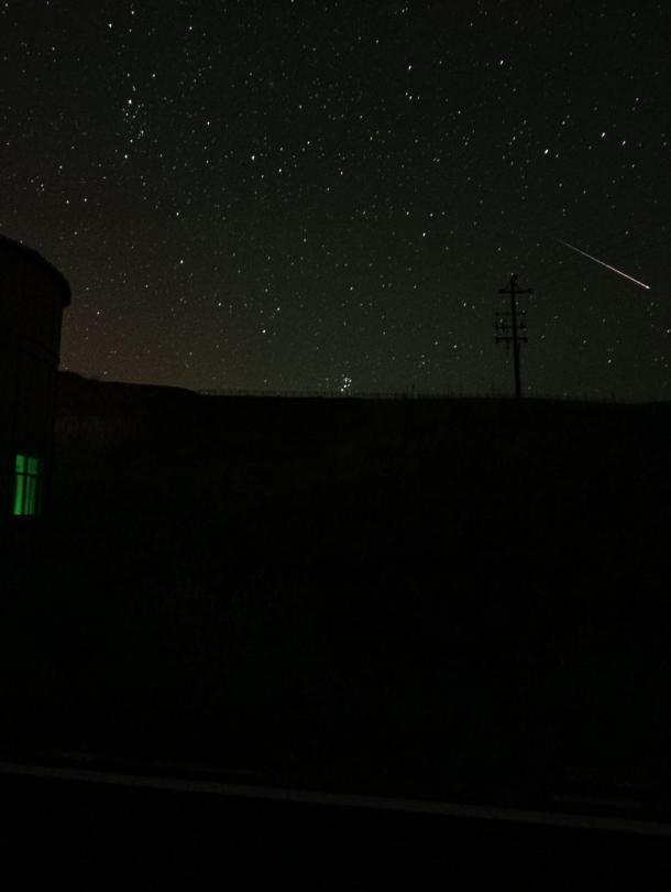 英仙座流星雨“绽放”夜空！你可能想不到它是怎么形成的……