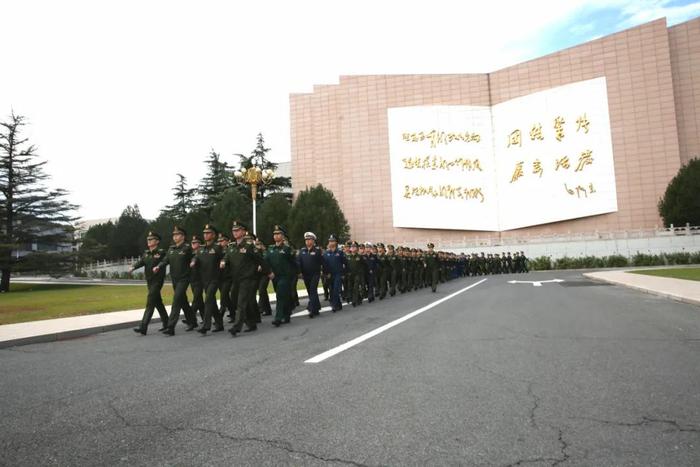 深入学习贯彻中央军委政治工作会议精神｜完整准确理解把握军队好干部标准