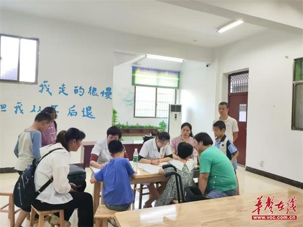 武冈市特殊教育资源中心特殊儿童入学评估安置工作圆满结束