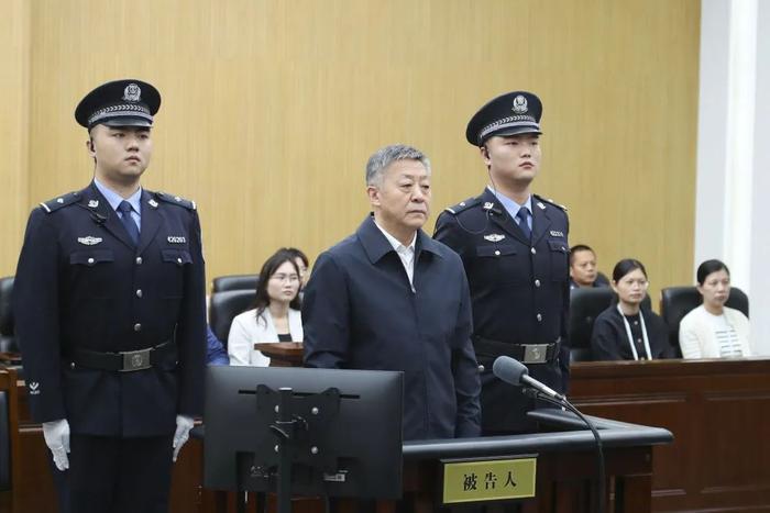 董云虎案一审宣判，杜兆才案一审开庭