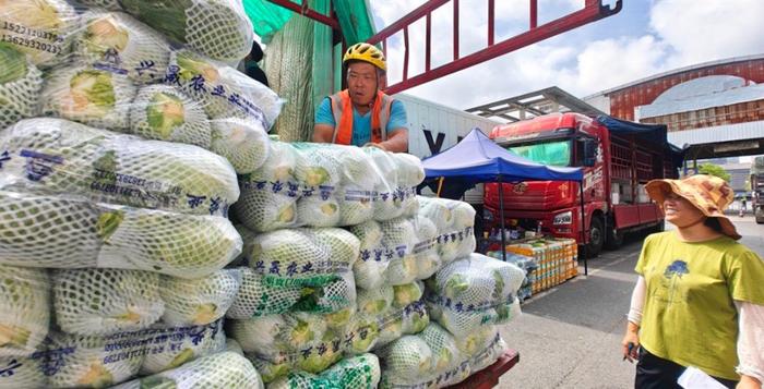 连续高温菜价涨？申城菜场推出“平价菜”，九月蔬菜价格会稳步回落