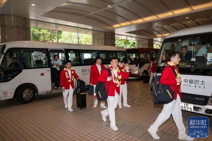 内地奥运健儿访港，马龙再回应退役