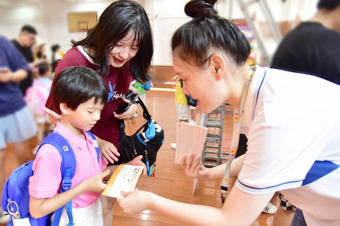 沪上中小学9月2日开学，这些一年级新生的入学教育活动，学了什么？