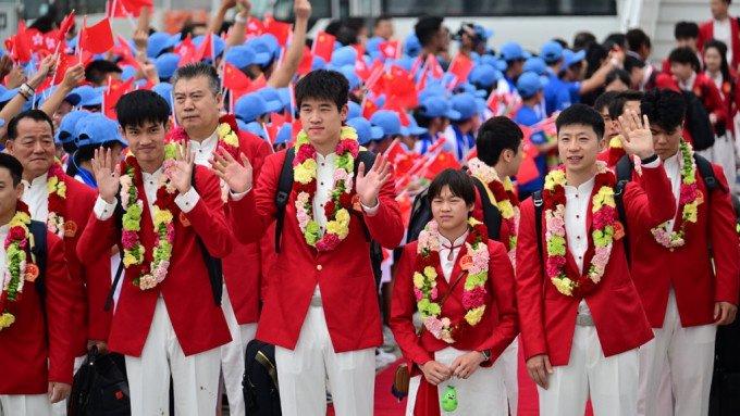 这一张张自信的面孔，太圈粉了丨香港一日